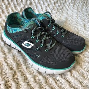 Sketchers Relaxed Fit Skech-Flex Ultimate Reality